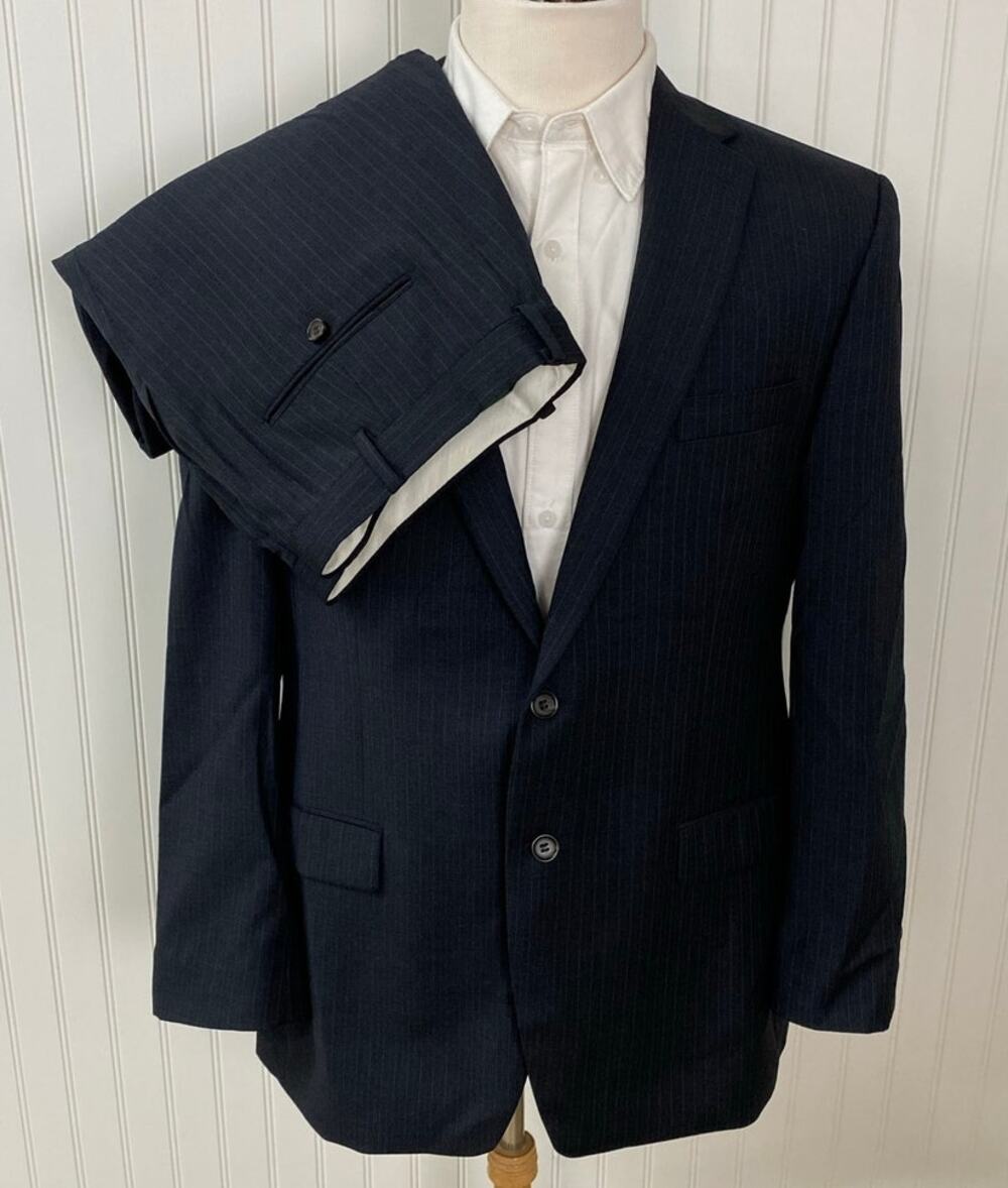 VTG Lauren Ralph Lauren wool 2-piece 2-button pleated pin-stripe suit, 44R